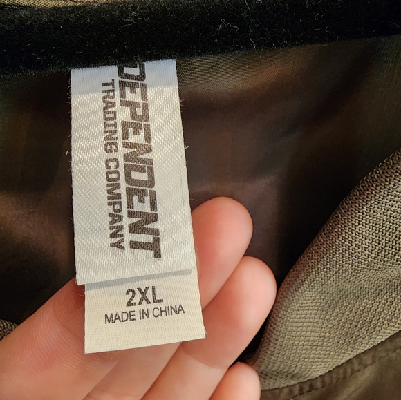 Trump Bomber style Jacket - Picture 4 of 6